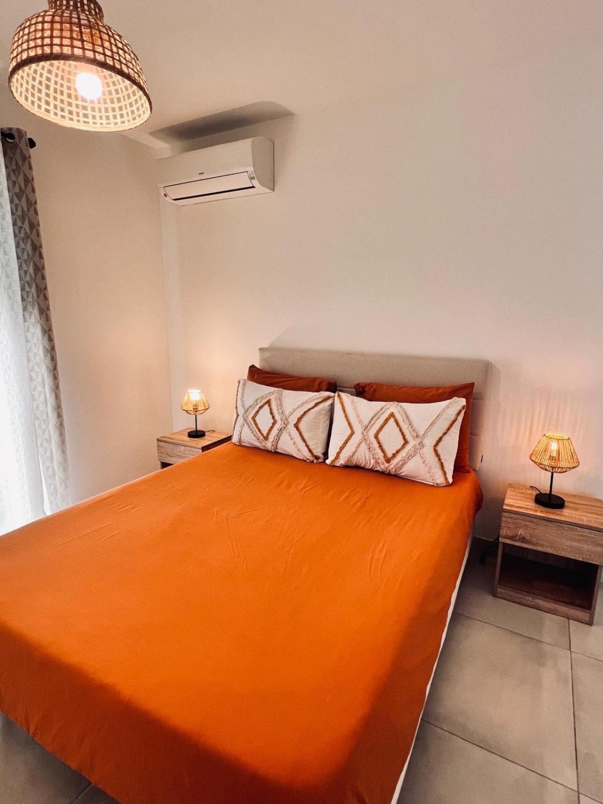 Les Jardins Du Soleil Apartment Gorbio Bagian luar foto